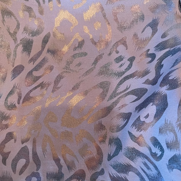 Onzie Animal Print Foil Metallic Midi Legging - Picture 4 of 5